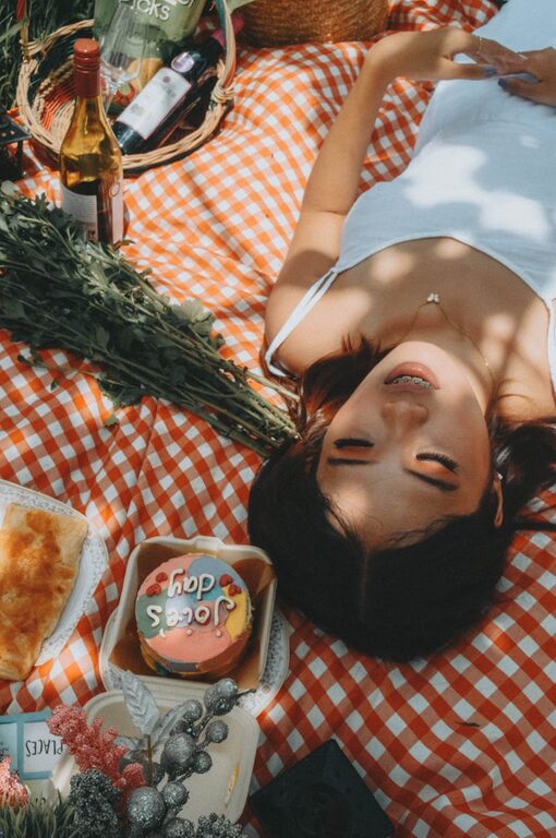 How to Plan a Simple Picnic at a Local Park